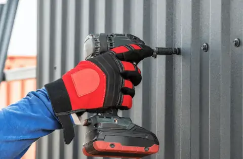 Travaux de zinguerie - Saint-Étienne-de-Gourgas